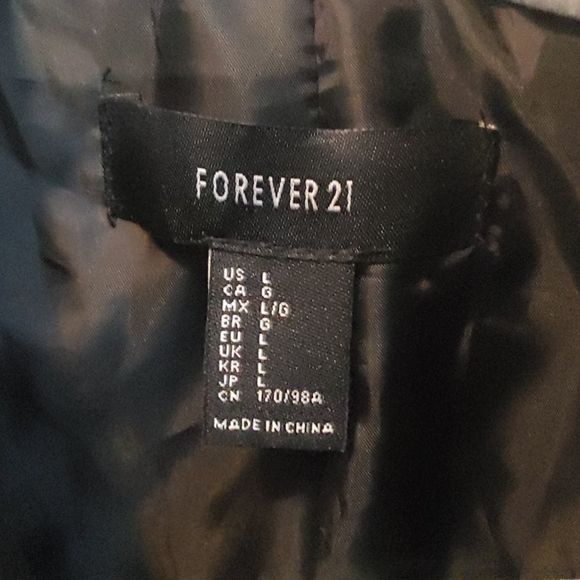 Forever21 Moto-Style Jacket with 3/4 Sleeves - Picture 2 of 4